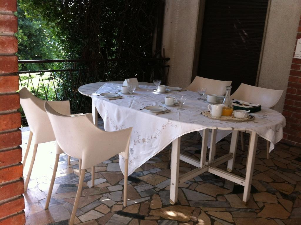 La Casa Creativa Bed and Breakfast Lomnago Exteriör bild